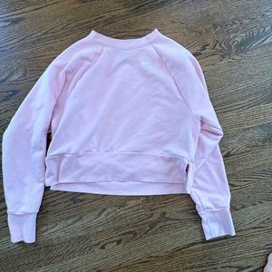 Nike Women’s Swearshirt